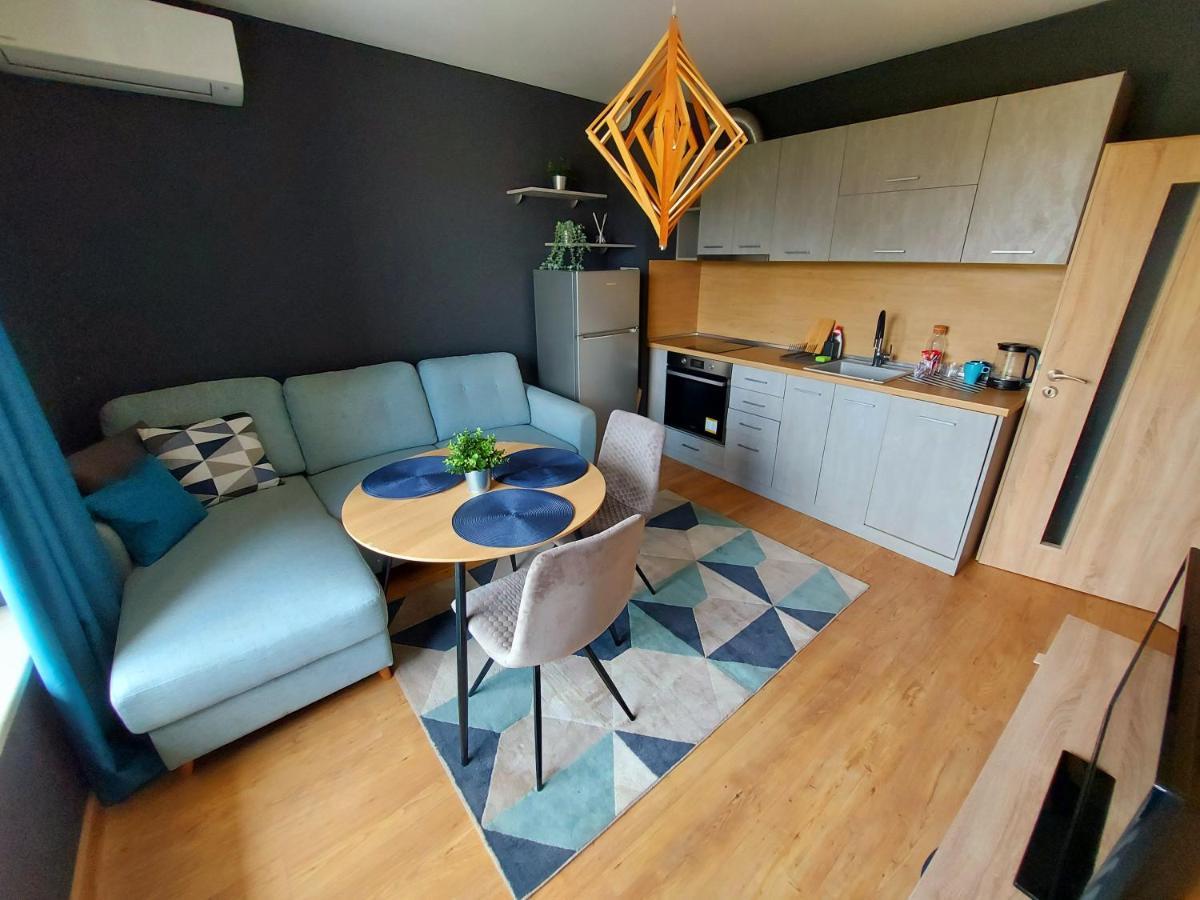 Grey Apartment Varna Exterior photo