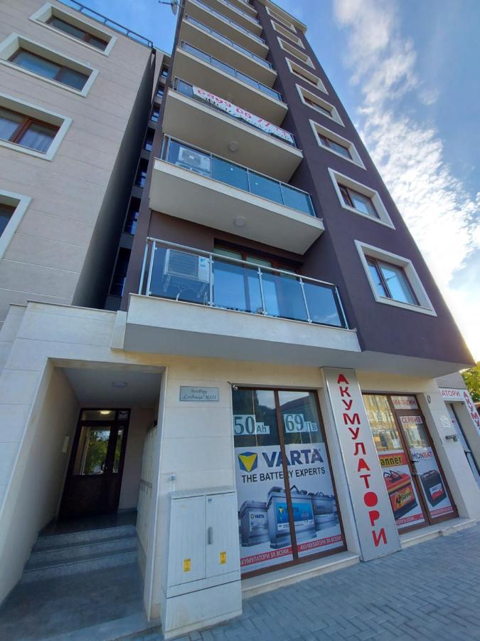 Grey Apartment Varna Exterior photo