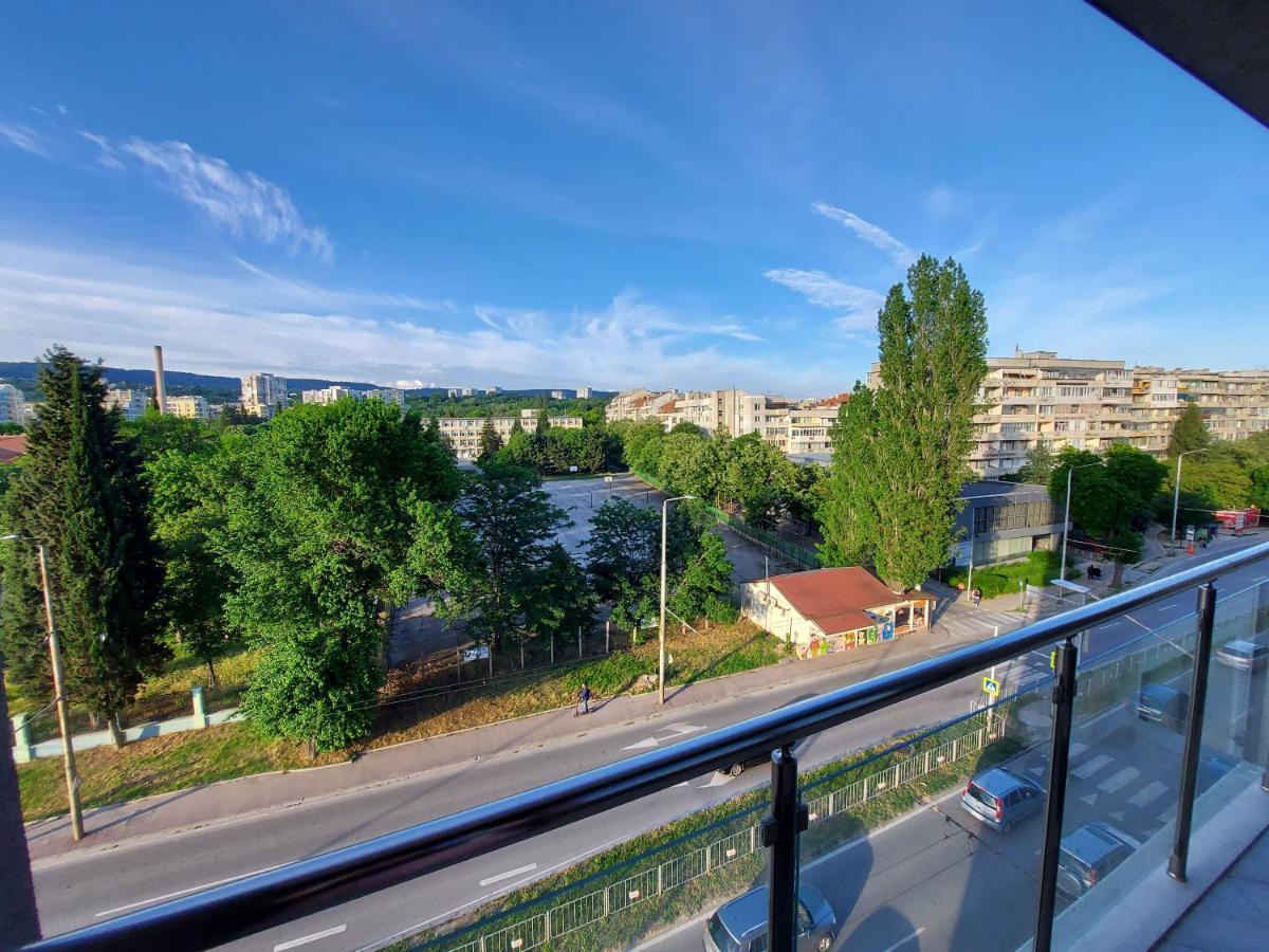 Grey Apartment Varna Exterior photo